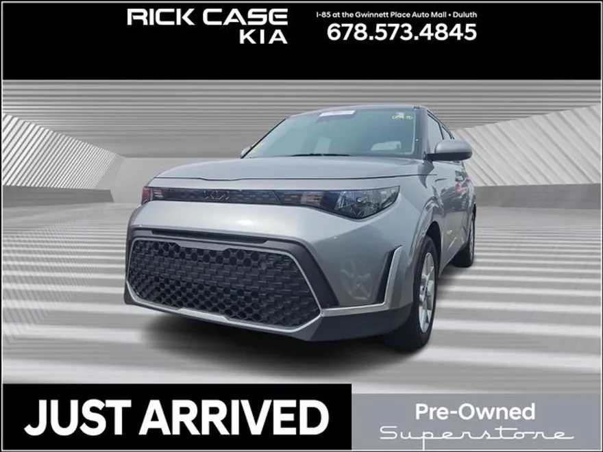2023 Kia Soul LX photo 1