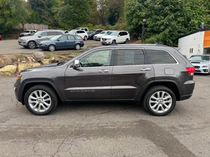2017 Jeep Grand Cherokee Limited photo 1