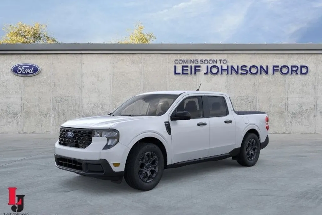 2025 Ford Maverick XLT photo 1