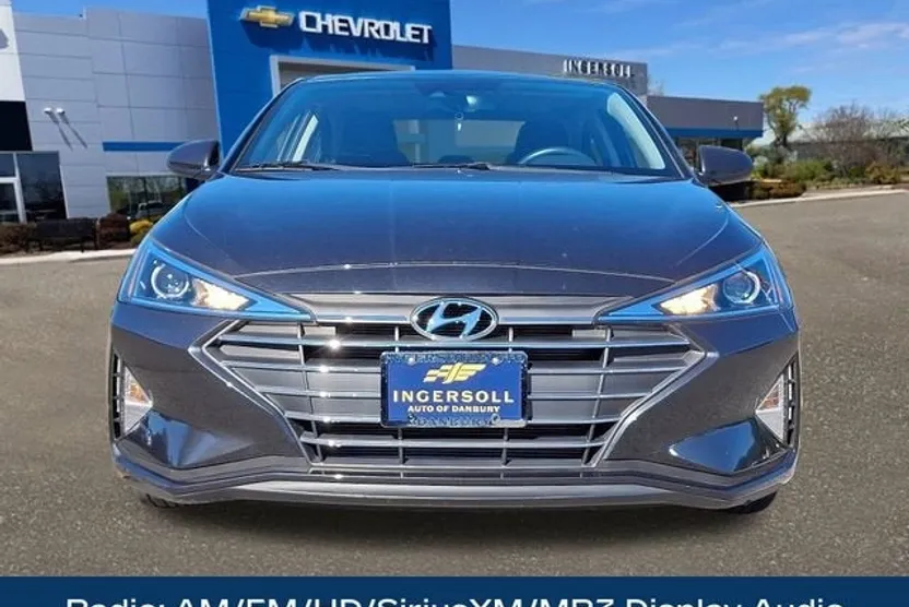 2020 Hyundai Elantra Value Edition photo 1