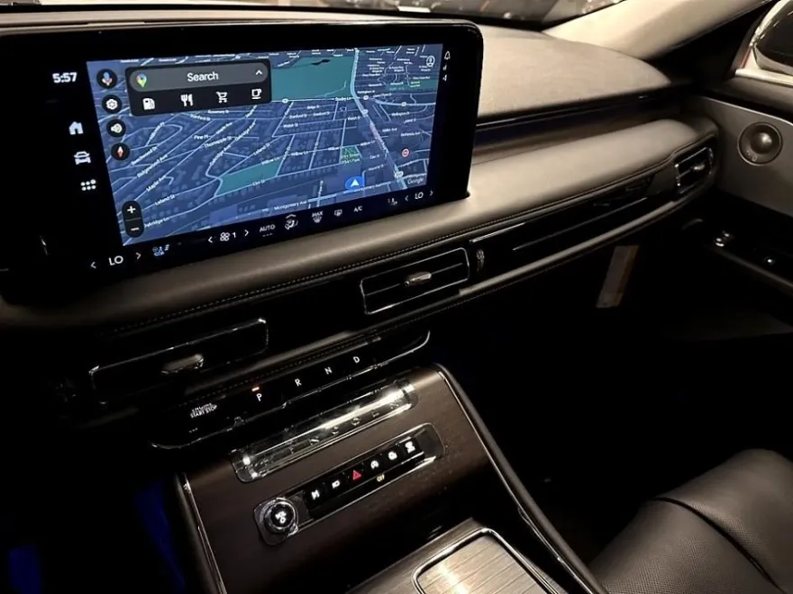 2025 Lincoln Aviator Reserve photo 27