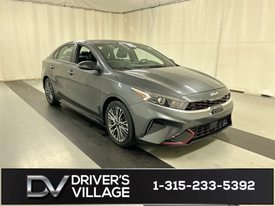 2023 Kia Forte GT-Line photo 1