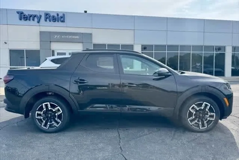 2025 Hyundai Santa Cruz Limited photo 1