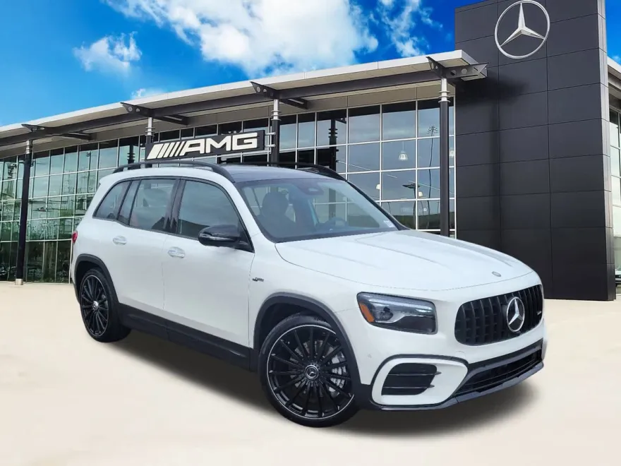 2025 Mercedes Benz GLB AMG 35 photo 1