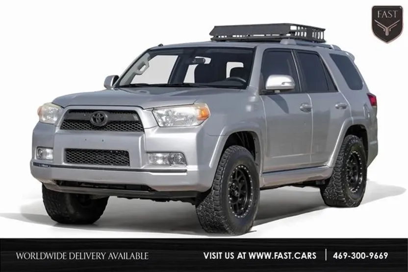 2011 Toyota 4Runner SR5 photo 1