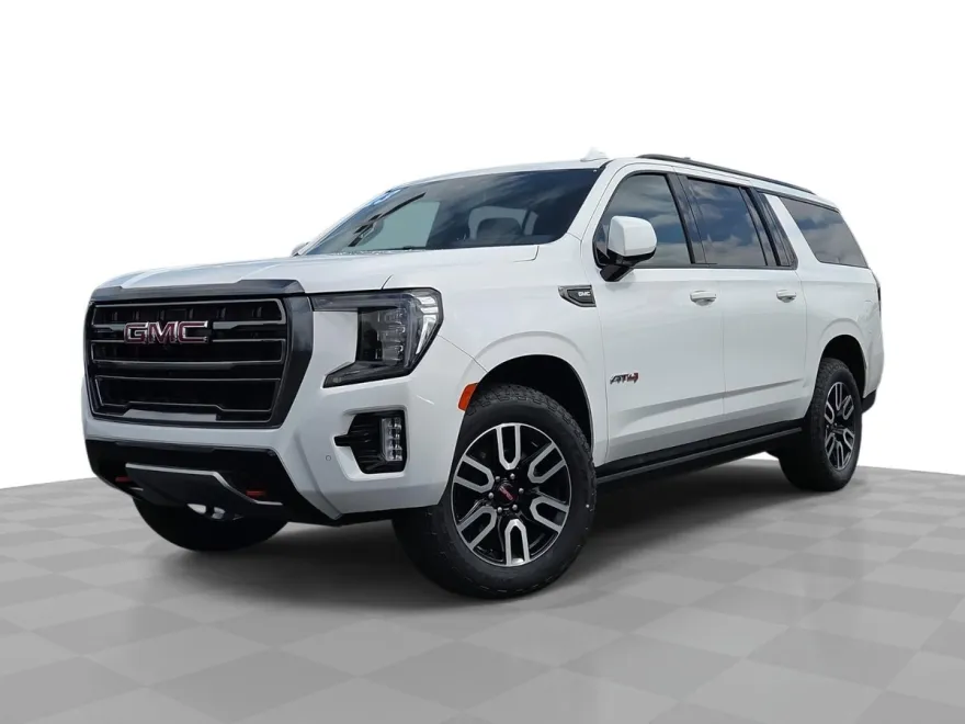 2023 Gmc Yukon XL AT4 photo 1
