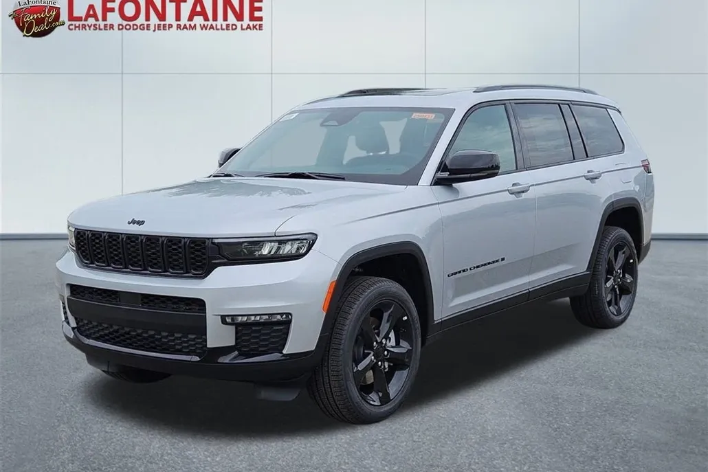 2025 Jeep Grand Cherokee Limited photo 1
