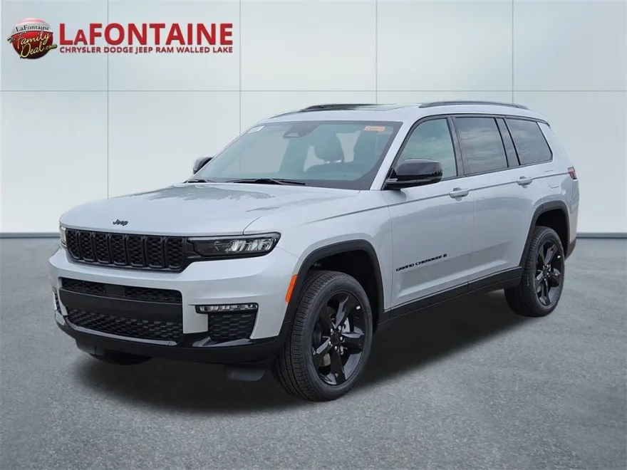 2025 Jeep Grand Cherokee Limited photo 1