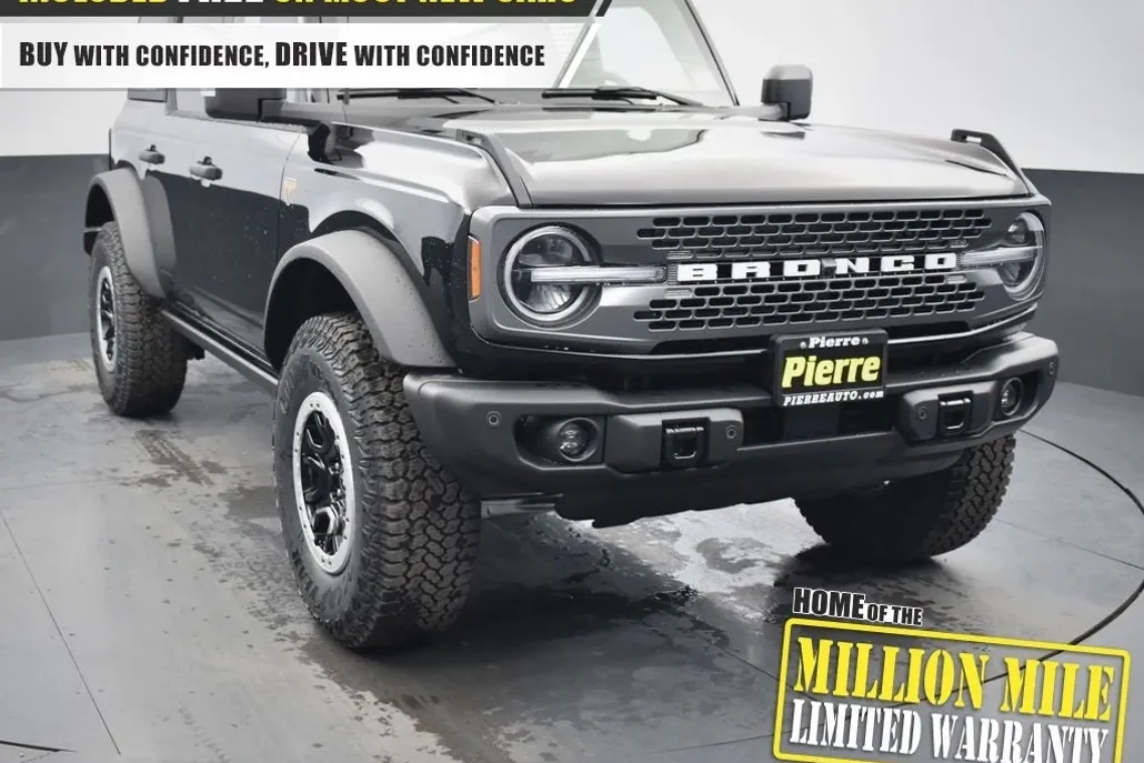 2025 Ford Bronco Badlands photo 1