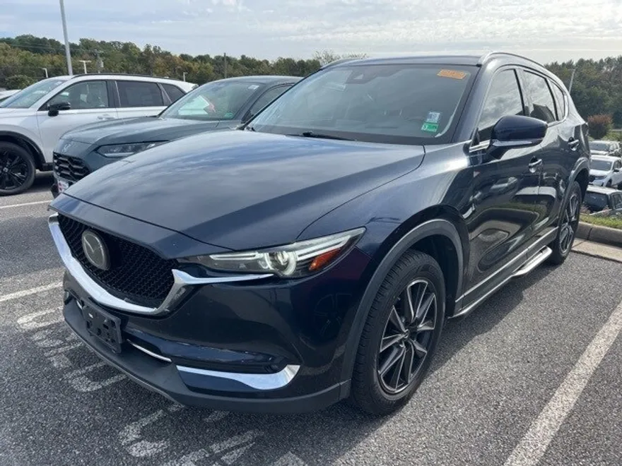 2017 Mazda CX-5 Grand Touring photo 1