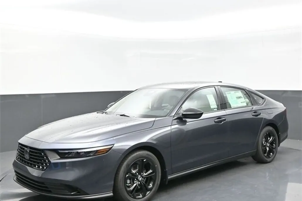 2025 Honda Accord SE photo 1