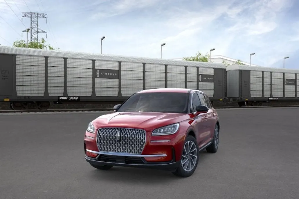 2025 Lincoln Corsair Premiere photo 1