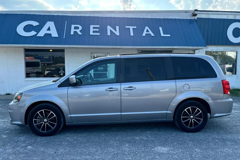 2018 Dodge Grand Caravan GT photo 1