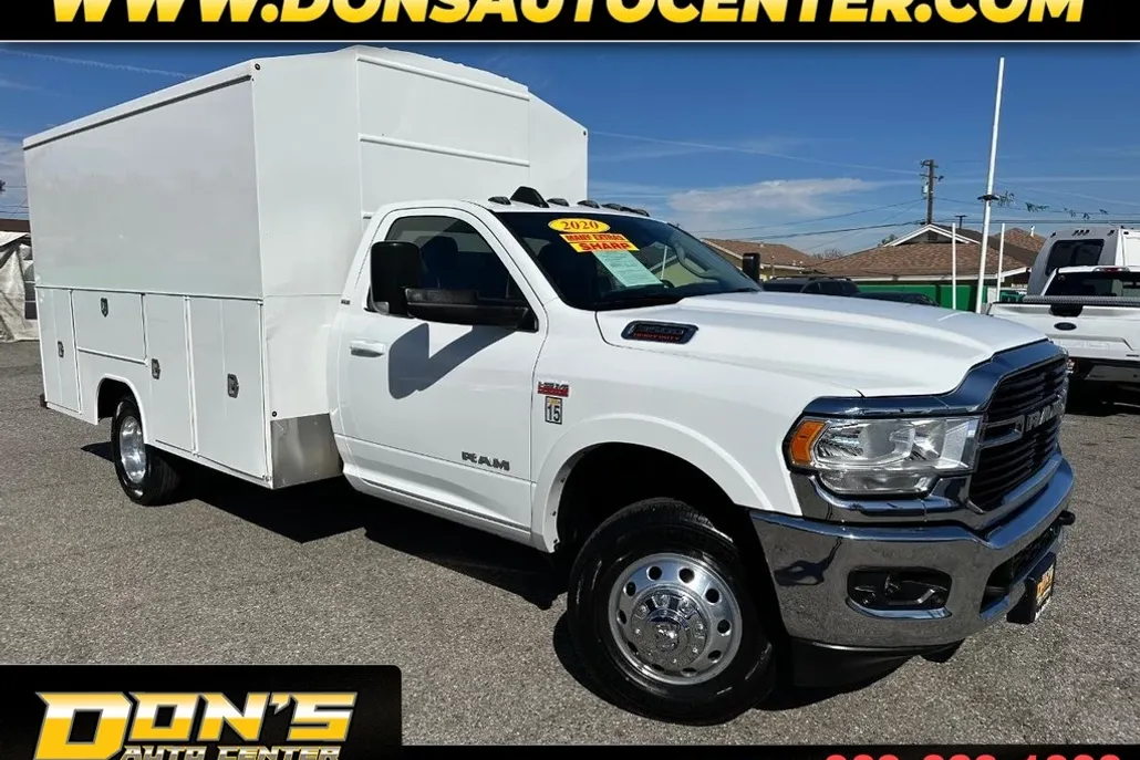 2020 Ram 3500 SLT photo 1