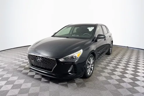 2020 Hyundai Elantra GT Base photo 3