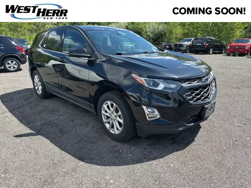 2018 Chevrolet Equinox LT photo 1