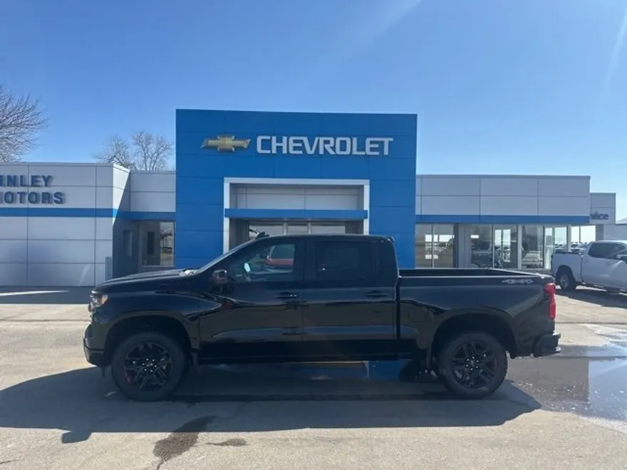 2025 Chevrolet Silverado 1500 RST photo 1
