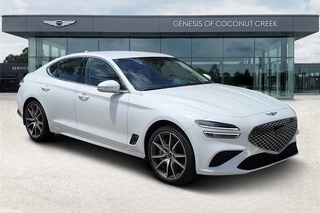 2025 Genesis G70 2.5T photo 1