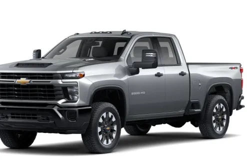 2025 Chevrolet Silverado 2500HD Custom photo 3