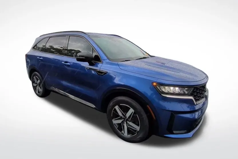 2023 Kia Sorento S photo 1