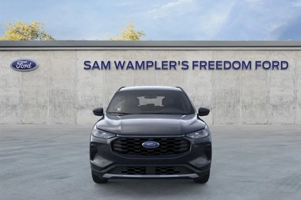 2025 Ford Escape ST-Line photo 1