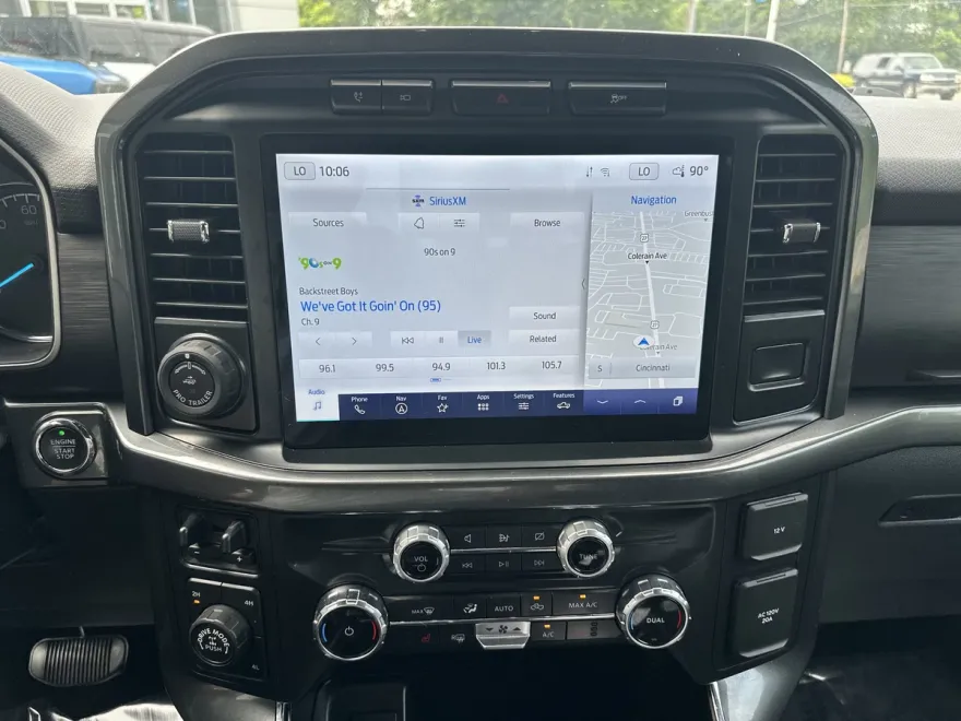 2022 Ford F-150 XLT photo 1
