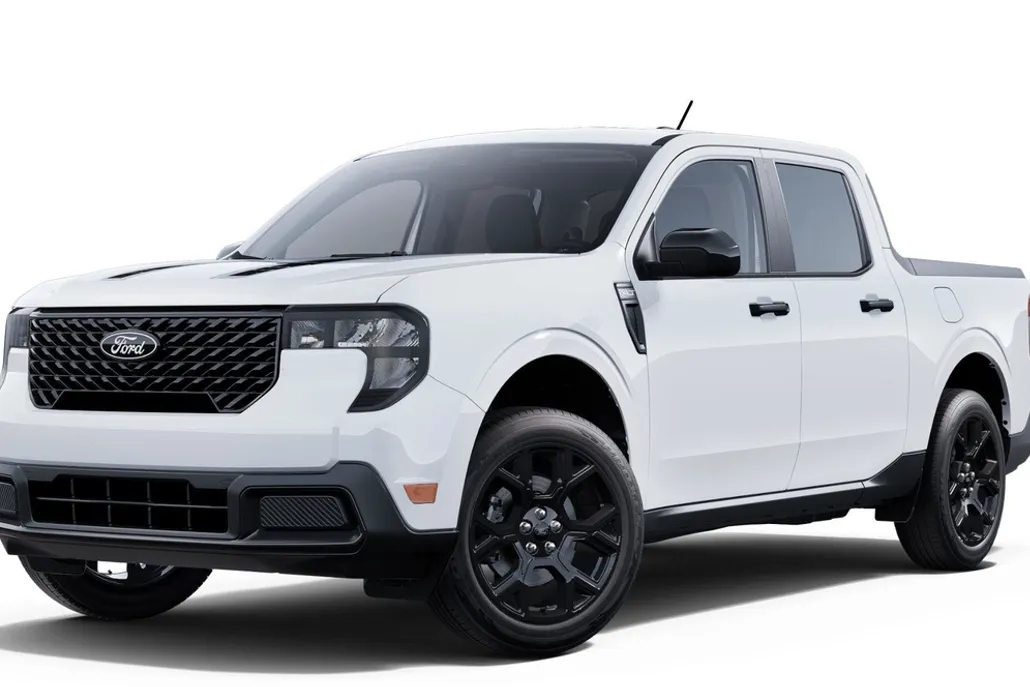 2025 Ford Maverick XLT photo 1