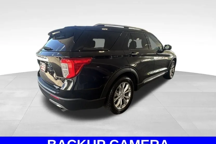 2023 Ford Explorer Limited photo 1