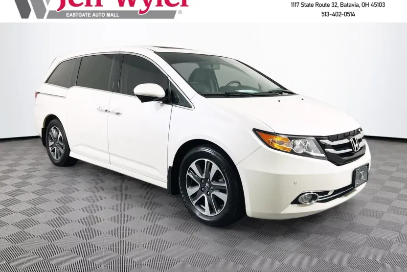2016 Honda Odyssey Touring Elite photo 1