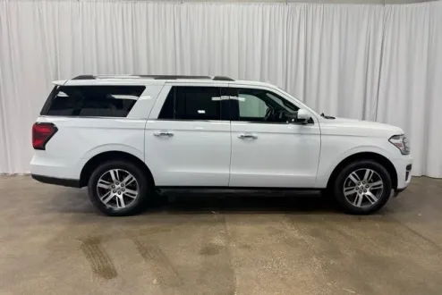 2024 Ford Expedition MAX Limited photo 1