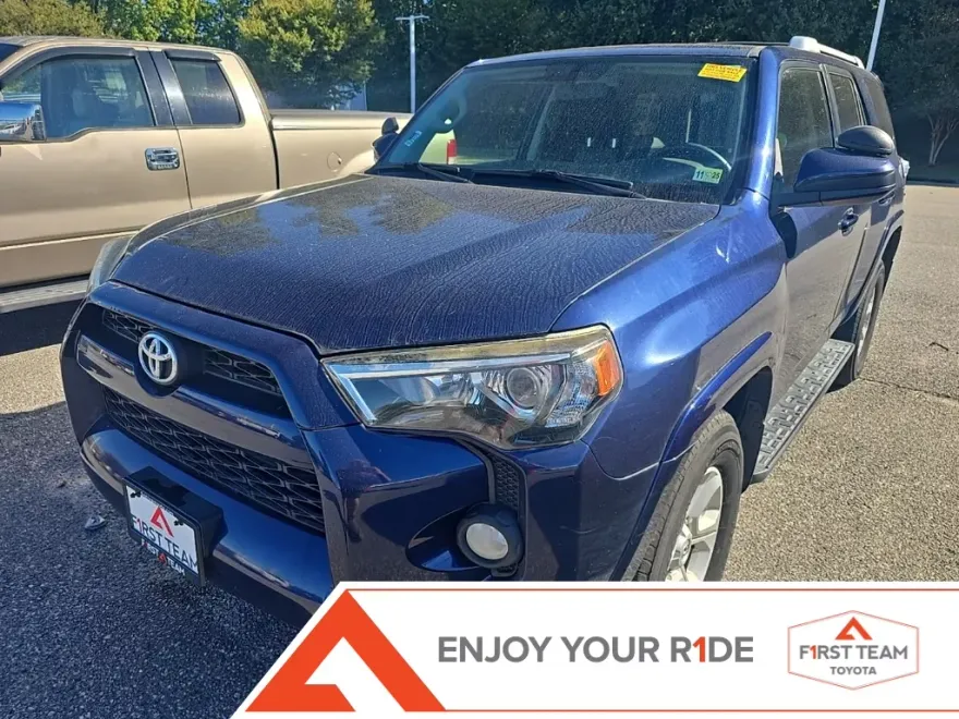 2016 Toyota 4Runner SR5 photo 1