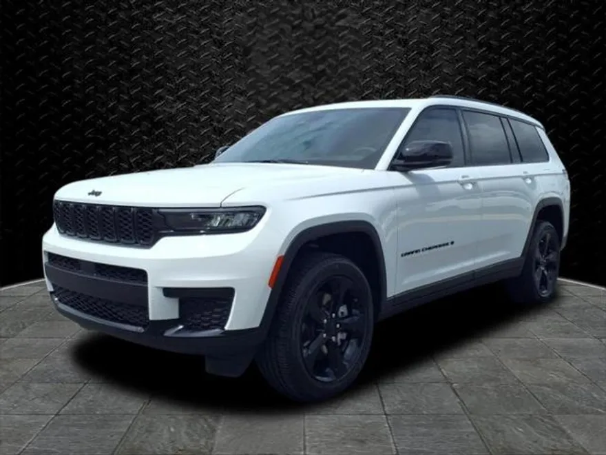 2025 Jeep Grand Cherokee Altitude X photo 1