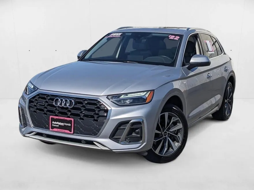 2022 Audi Q5 45 S line Premium photo 1