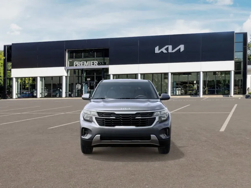 2026 Kia Seltos LX photo 1