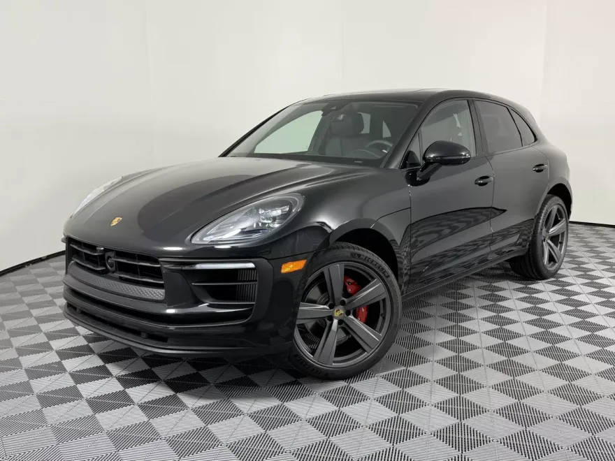 2026 Porsche Macan S photo 1