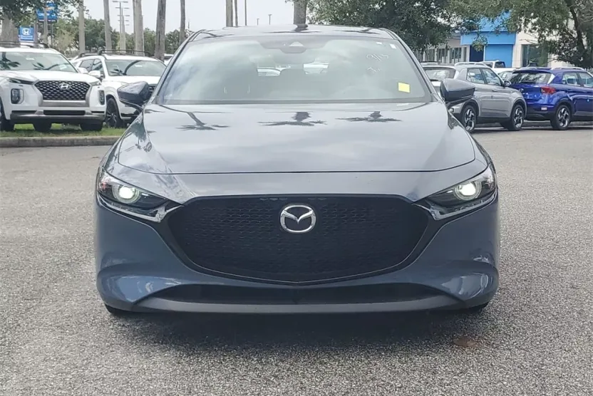 2019 Mazda Mazda3 Premium Hatchback photo 1