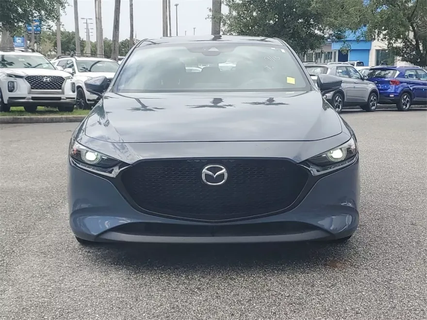 2019 Mazda Mazda3 Premium Hatchback photo 1