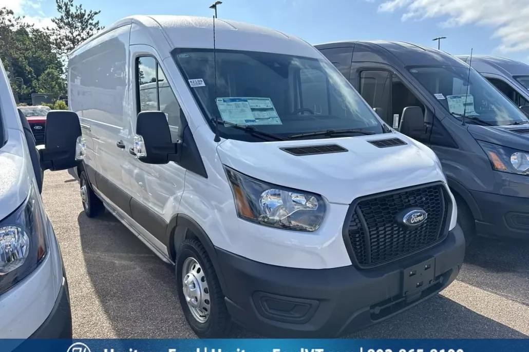 2025 Ford Transit Cargo Van photo 1