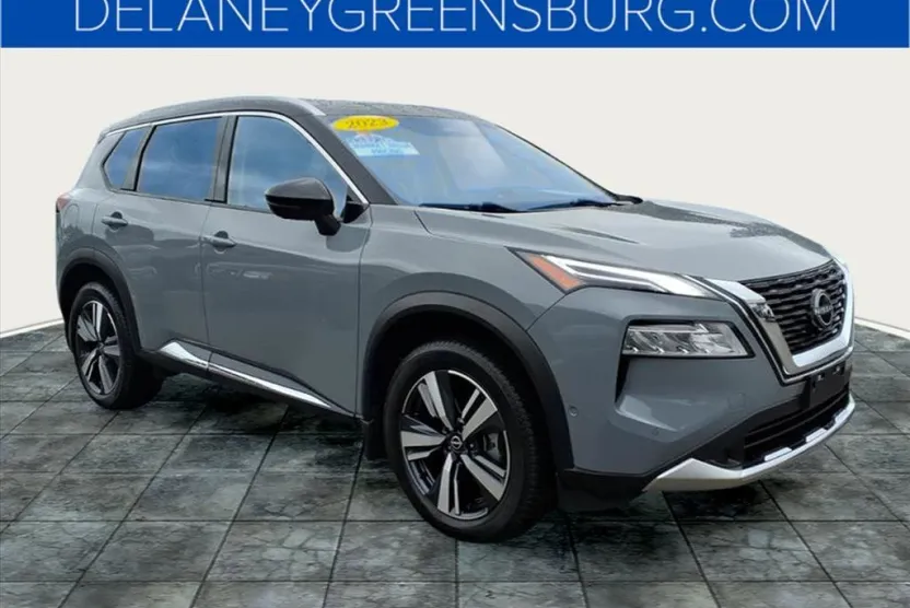 2023 Nissan Rogue Platinum photo 1