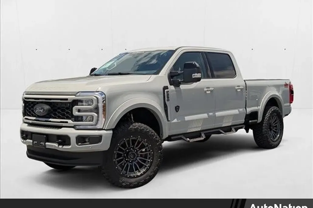 2025 Ford F-250 Lariat photo 1