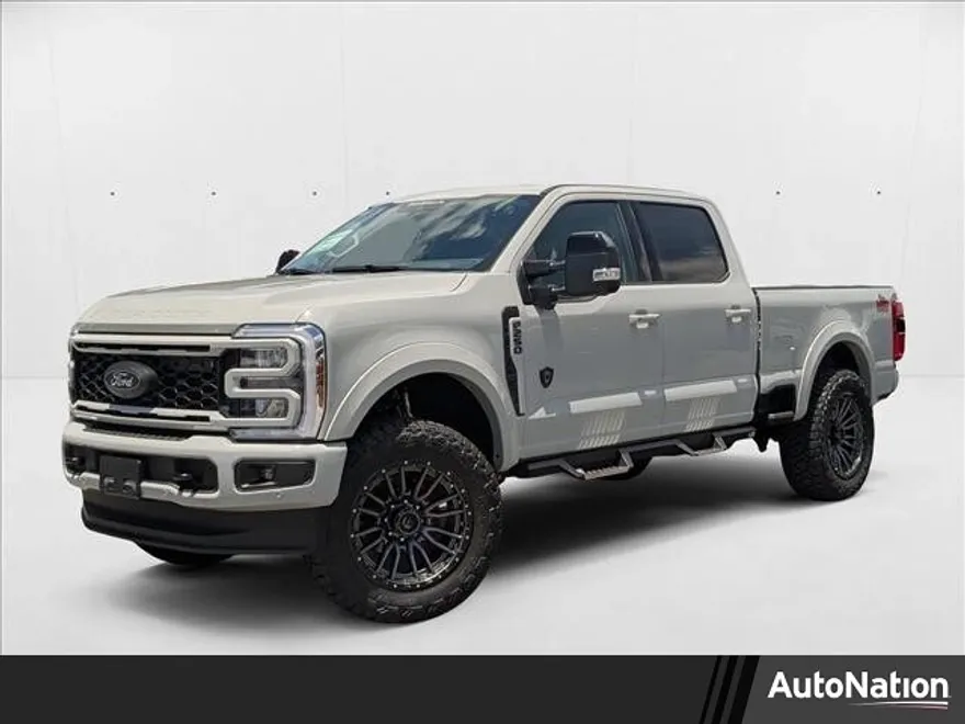 2025 Ford F-250 Lariat photo 1
