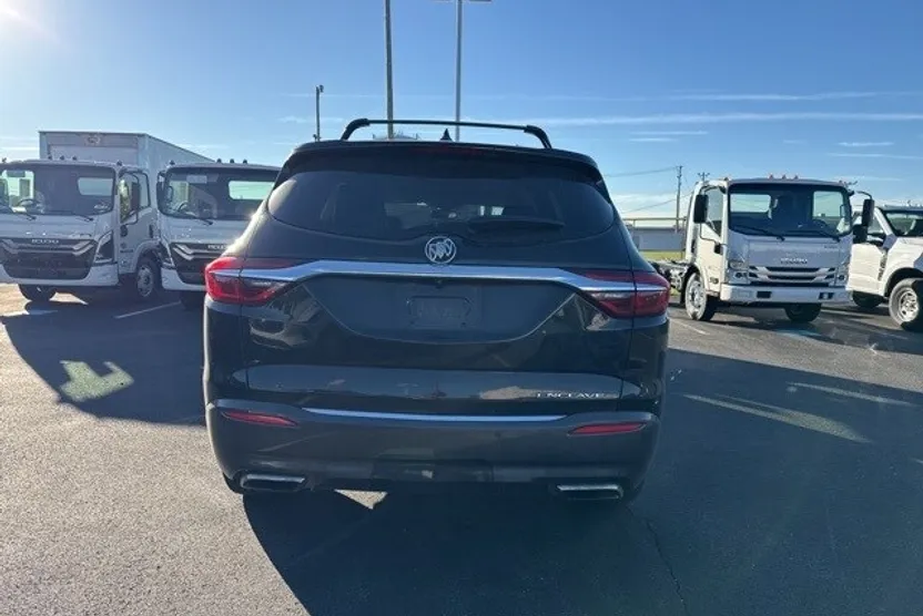 2020 Buick Enclave Essence photo 1