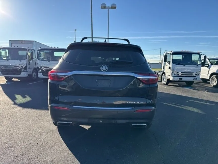 2020 Buick Enclave Essence photo 1