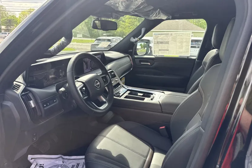 2025 Nissan Armada SL photo 1