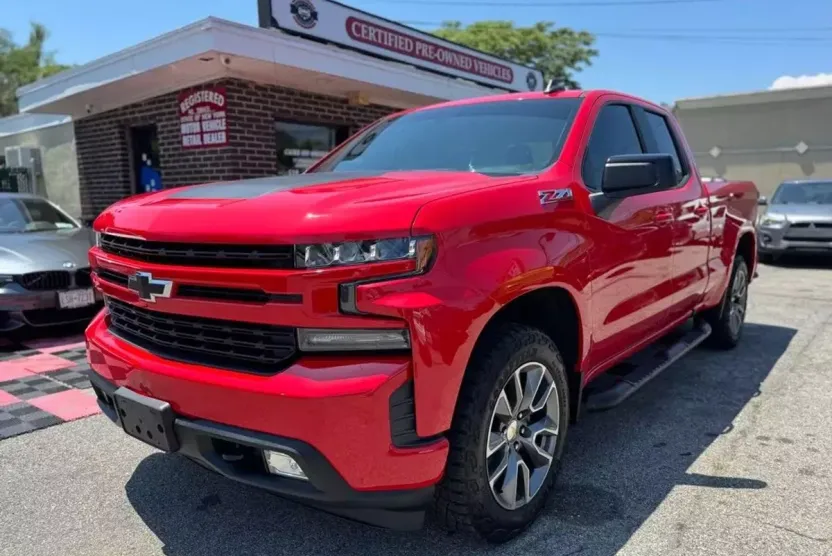 2020 Chevrolet Silverado 1500 RST photo 1
