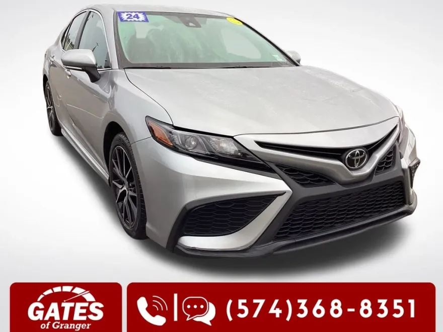 2024 Toyota Camry SE photo 1