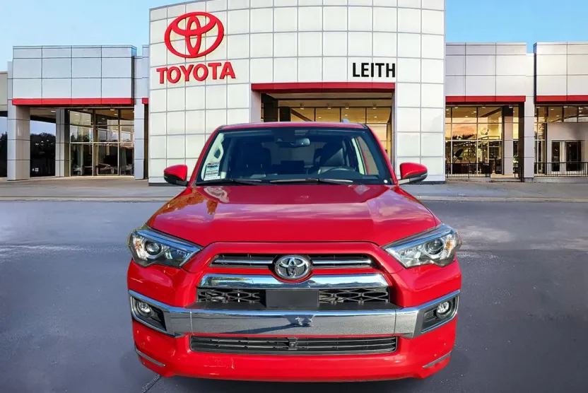 2022 Toyota 4Runner Limited photo 1
