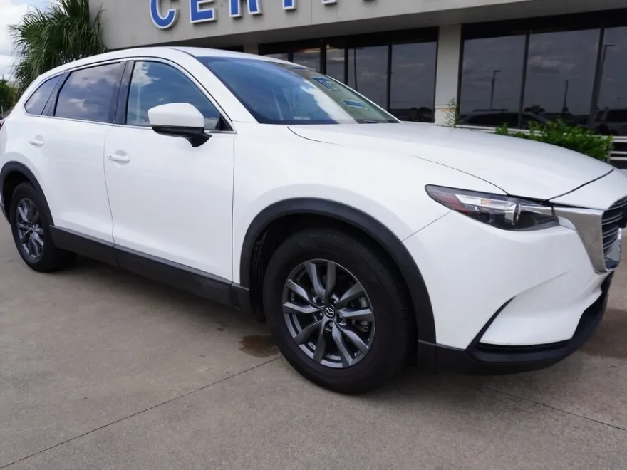 2022 Mazda CX-9 Touring photo 1