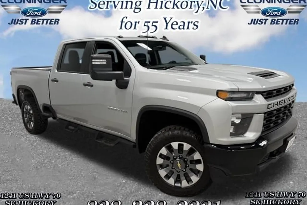 2022 Chevrolet Silverado 2500HD Custom photo 1