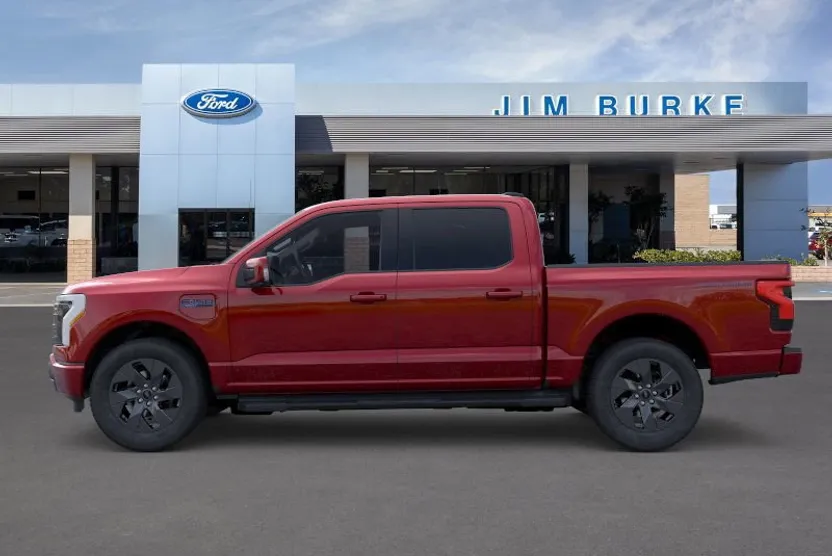 2025 Ford F-150 Lightning Lariat photo 1